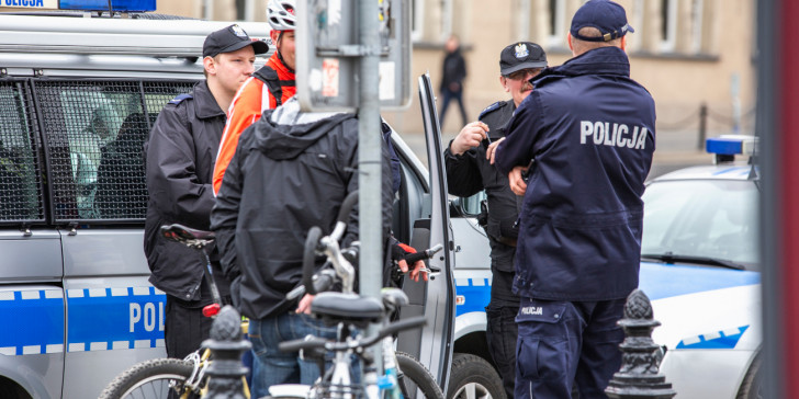 Κορωνοϊός- Πολωνία: Από τα μέσα Φεβρουαρίου ανοίγουν ξενοδοχεία, κινηματογράφοι και θέατρα