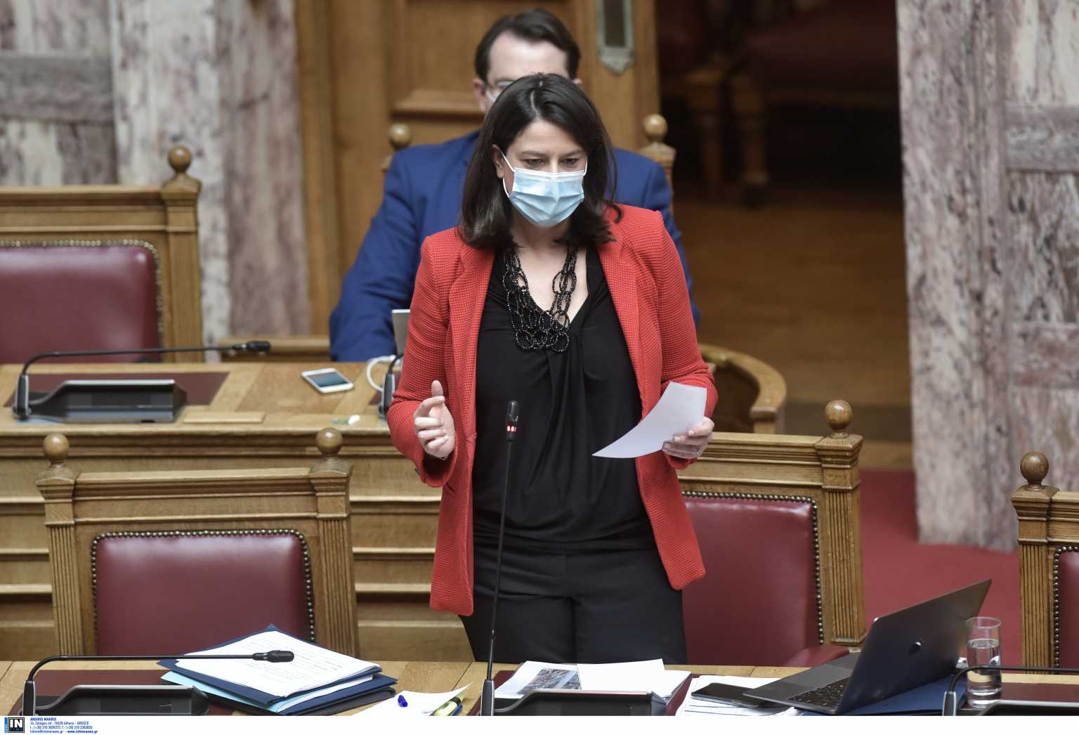 Βουλή: «Πέρασε» με 166 «ναι» το νομοσχέδιο για την Παιδεία