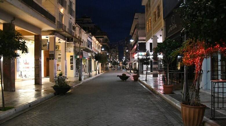 Πάτρα: Παραμένει στο κόκκινο - Κλείνουν όλα - Αυτά είναι τα νέα αυστηρότερα μέτρα που ανακοινώθηκαν