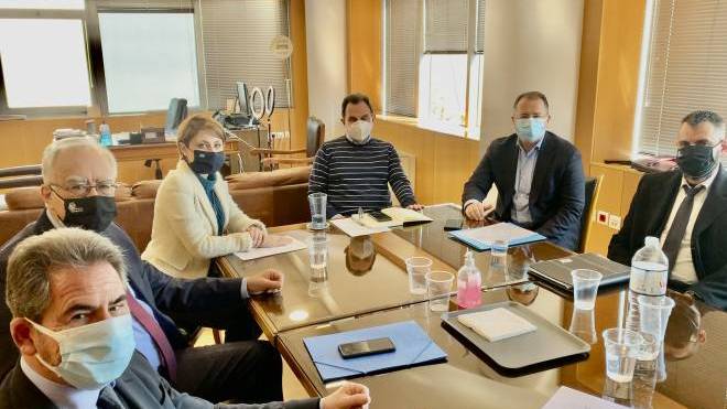 Η Χριστίνα Αλεξοπούλου με τον Δήμαρχο Καλαβρύτων στους Υφυπουργούς Ψηφιακής Διακυβέρνησης