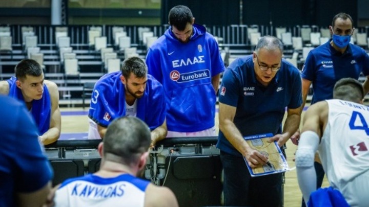 Παραπέμπονται ως αδικαιολόγητα απόντες οι διεθνείς της ΑΕΚ