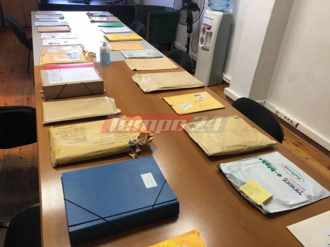 Αυτοί είναι οι 29 διεκδικητές του ΔΗΠΕΘΕ της Πάτρας - Γέμισαν τα γραφεία με βιογραφικά! Γνωστοί ηθοποιοί και καλλιτέχνες στην "κούρσα" - ΦΩΤΟ