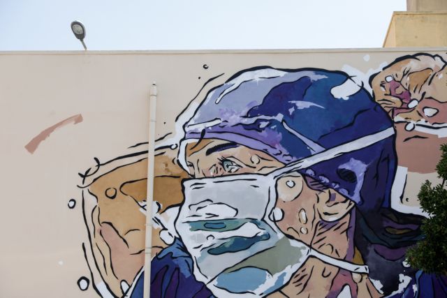 Κορονοϊός - Ατιική: Μόνο 55 γιατροί στη διάθεση του ΕΣΥ για την κρίση - Στο τραπέζι η επίταξη