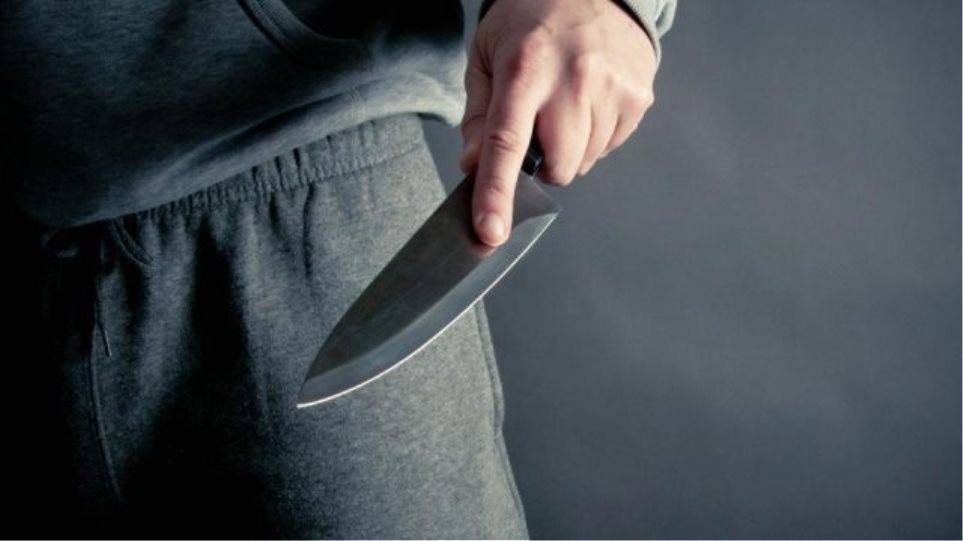 Χαλκίδα: Ηλικιωμένος εμπόδισε επίδοξο ληστή κι εκείνος τον μαχαίρωσε!