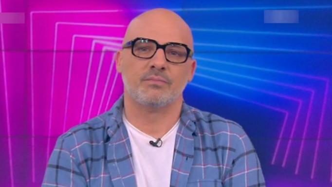 Νίκος Μουτσινάς: «Όποιος δεν μπορεί να δει αυτή την εκπομπή, να μην τη δει»