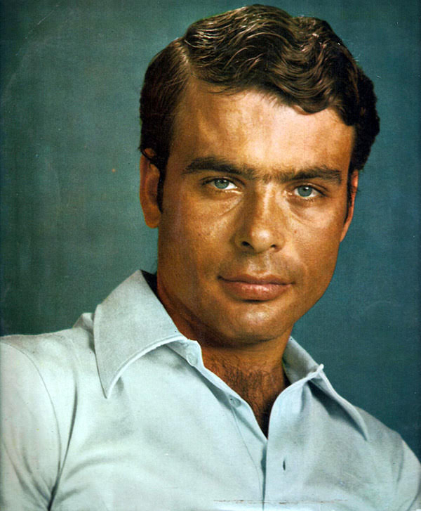 ΔΗΚΕΠΑ Αιγιαλείας: Διαδικτυακό αφιέρωμα στον Γιάννη Πουλόπουλο