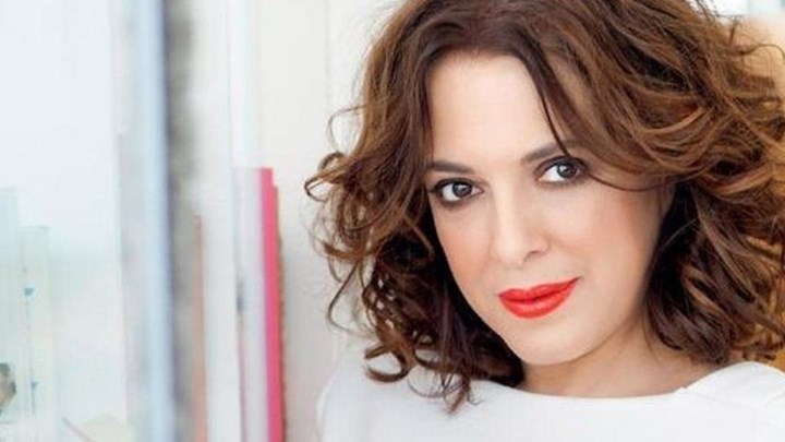 Ελένη Ράντου: Ο κόσμος έχει εθιστεί στο κουτσομπολιό και αυτό κανιβαλίζεται από την τηλεόραση