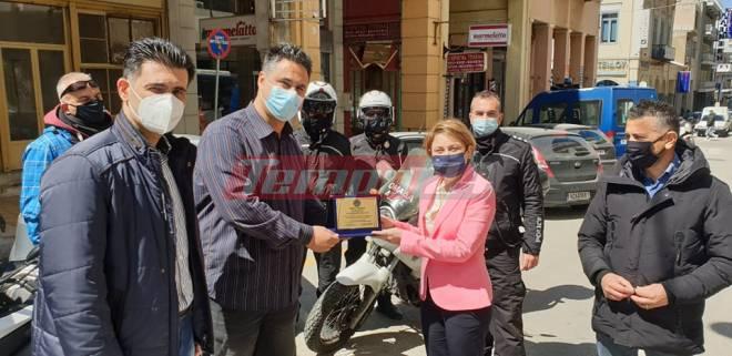 Ένωση Αστυνομικών Υπαλλήλων Αχαΐας: Τιμητική πλακέτα στην Χριστίνα Αλεξοπούλου - ΦΩΤΟ