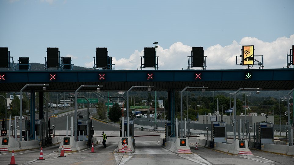 Βασιλακόπουλος : Να επιτραπούν οι μετακινήσεις για το Πάσχα και να ανοίξει η εστίαση