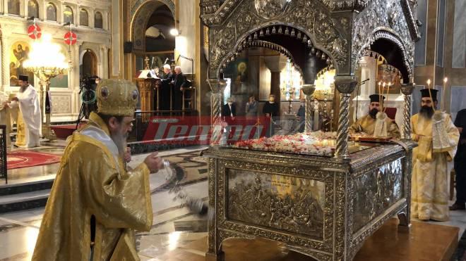 Πάτρα: "Η Ζωή εν τάφω..." - Δείτε ΖΩΝΤΑΝΑ τον Επιτάφιο Θρήνο από τον Ιερό του Αγίου Ανδρέα - ΦΩΤΟ