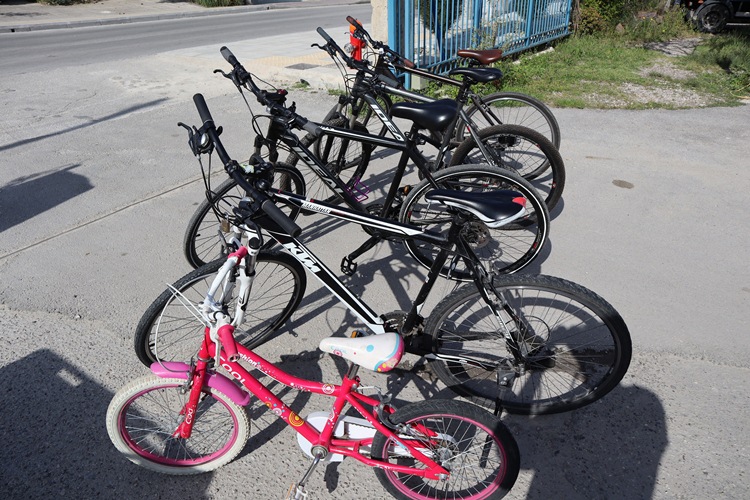 Πάτρα: Τα αναγνωρίζετε; Σας τα έχει κλέψει η σπείρα με τη "βιομηχανία" ανταλλακτικών... Σπεύστε στην Αστυνομία να τα πάρετε - ΦΩΤΟ