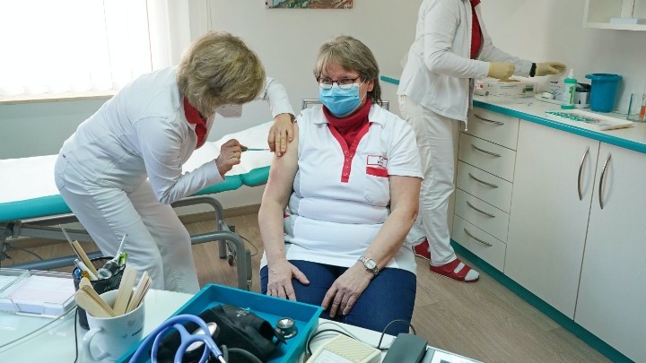 Γερμανία-Covid19: Από τον Ιούνιο η κατάργηση της σειράς προτεραιότητας στον εμβολιασμό