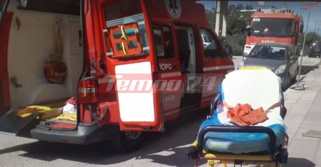 Πάτρα: Nεκρή βρέθηκε υπέρβαρη γυναίκα - Μεγάλη η επιχείρηση της Πυροσβεστικής για τη μεταφορά της - ΦΩΤΟ