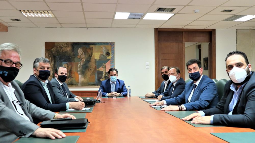 Συνάντηση Άδωνι Γεωργιάδη με τον Πρόεδρο του Επιμελητηρίου Αχαΐας Πλάτωνα Μαρλαφέκα