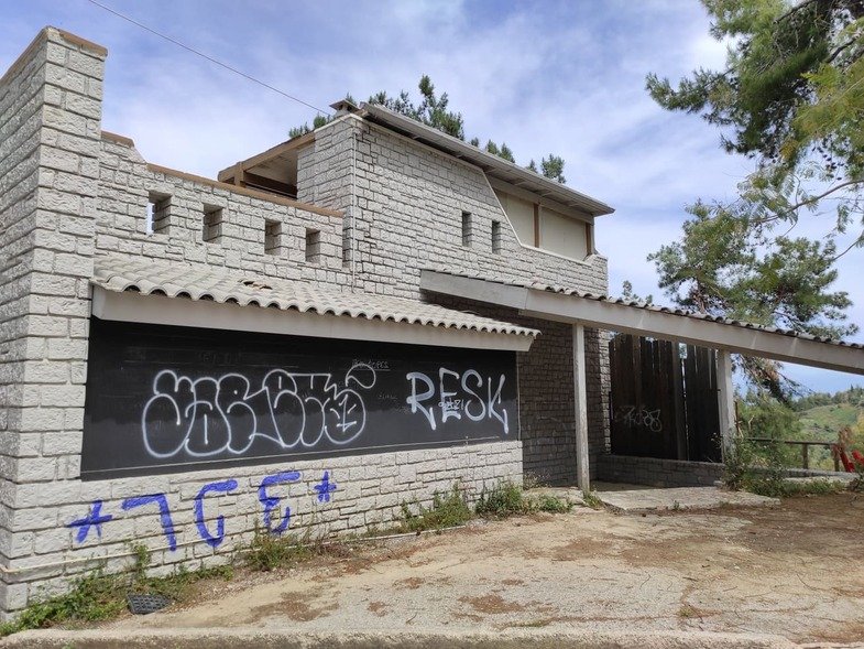 Δασύλλιο: Την Παρασκευή κρίνεται η τύχη του καταστήματος - Απογοητεύει η εικόνα του