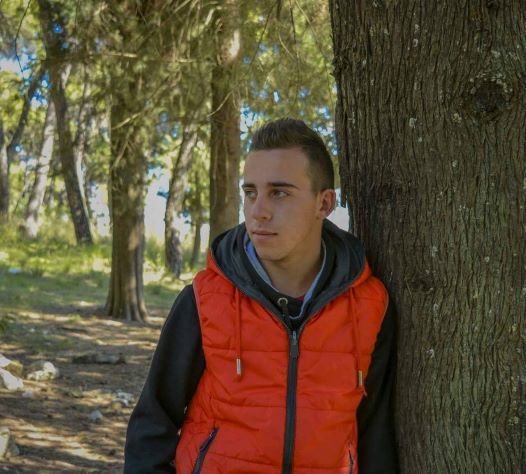 Ανείπωτη θλίψη για τον 22χρονο Κωνσταντίνο που έχασε τη ζωή του στην άσφαλτο - Ο Μητροπολίτης Πατρών θα παραστεί στην κηδεία του (ΦΩΤΟ)