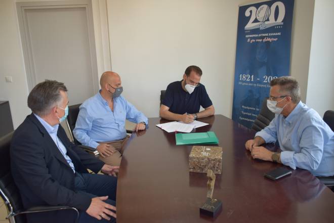 Η Περιφέρεια Δυτ. Ελλάδος στηρίζει την έρευνα για τις μεταλλάξεις του κορονοϊού