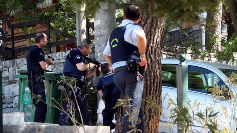 Στη φάκα σκληρός κακοποιός που είχε εισβάλει στην οικία Δώνη το 12 - Έχει καταδικαστεί σε 101 χρόνια