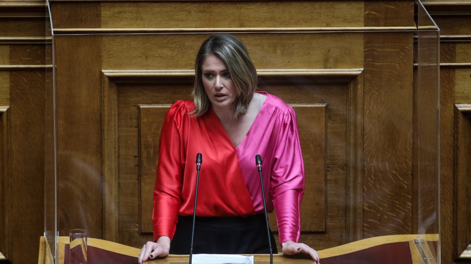 Άννα Ευθυμίου (ΝΔ): «Η ελαστικοποίηση των ωρών εργασίας δεν δημιουργεί νέες επενδύσεις»