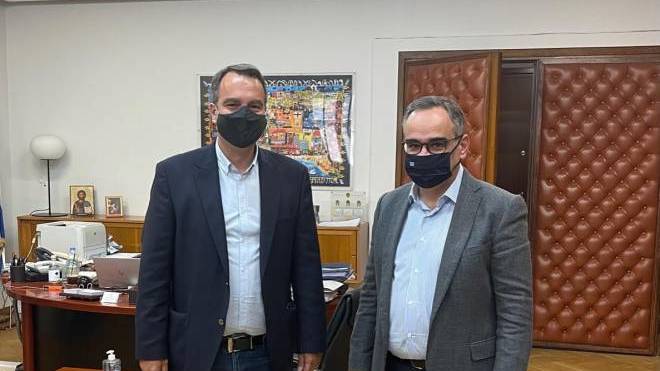 Αιτωλοακαρνανία: Συνάντηση Παπαθανάση με τον Αν. Υπουργό Υγείας Βασίλη Κοντοζαμάνη
