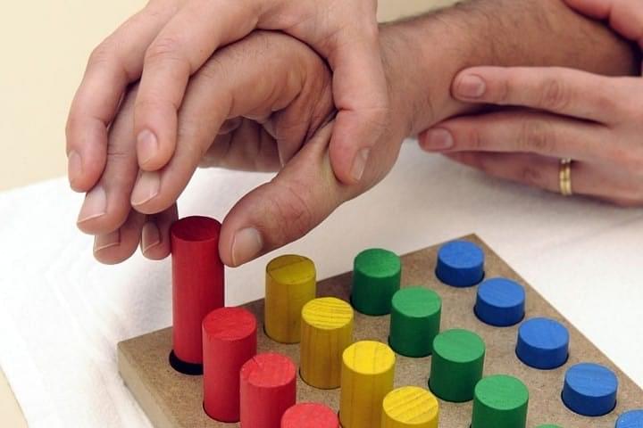 Πάτρα: Το ΦΩΤΕΙΝΟ ΑΣΤΕΡΙ ζητά βοήθεια για παιδάκι το οποίο χρήζει άμεσης εργοθεραπευτικής υποστήριξης