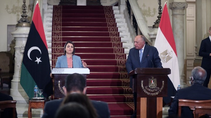 Αιγύπτιος ΥΠΕΞ: Ανάγκη άμεσης αποχώρησης των ξένων στρατευμάτων από τη Λιβύη