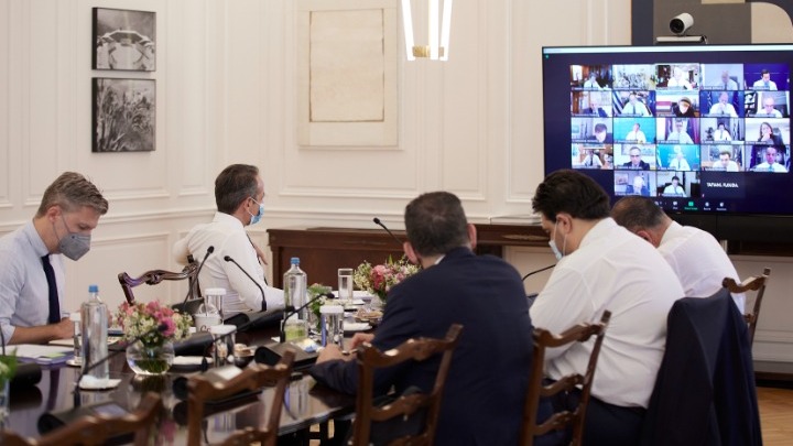 Υπουργικό Συμβούλιο: Αναπτυξιακός νόμος και νομοσχέδιο για την αναδιοργάνωση της ΕΛ.ΑΣ στα βασικά θέματα της συνεδρίασης