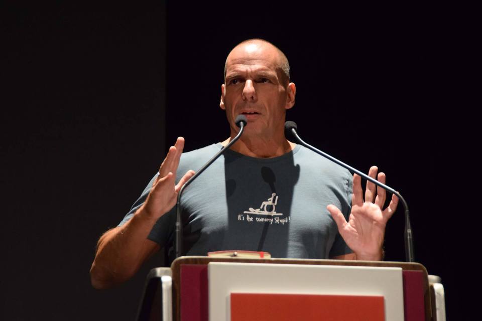 Στην Πάτρα ο Γιάνης Βαρουφάκης