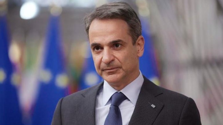 Ο Κ. Μητσοτάκης συγχαίρει τον Στέφανο Ντούσκο για τον θρίαμβό του