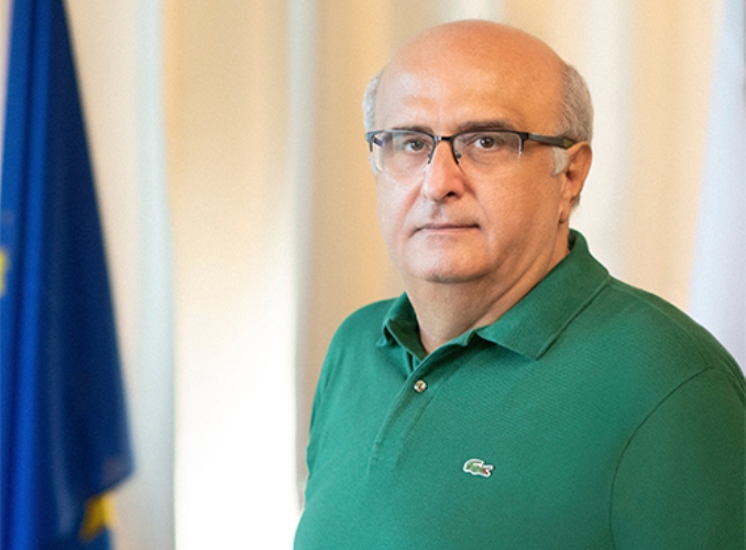 Έκκληση του Πρύτανη του Πανεπιστημίου Πατρών στους φοιτητές για άμεσο εμβολιασμό: "Δείξτε έμπρακτα την αλληλεγγύη σας προς τις οικογένειές σας"