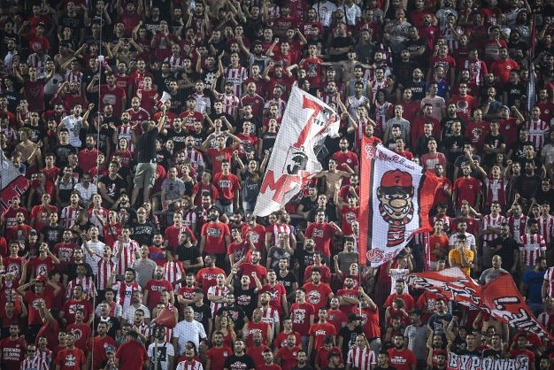 Επίσημο: Ανοίγουν τα γήπεδα από τη Δευτέρα 19 Ιουλίου