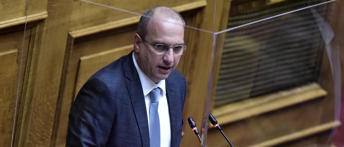 Ιωάννης Οικονόμου: Ποιος είναι ο νέος κυβερνητικός εκπρόσωπος