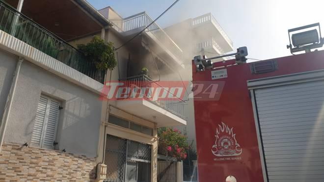 Πάτρα: Μονοκατοικία τυλίχθηκε στις φλόγες - ΝΕΟΤΕΡΑ - ΦΩΤΟ