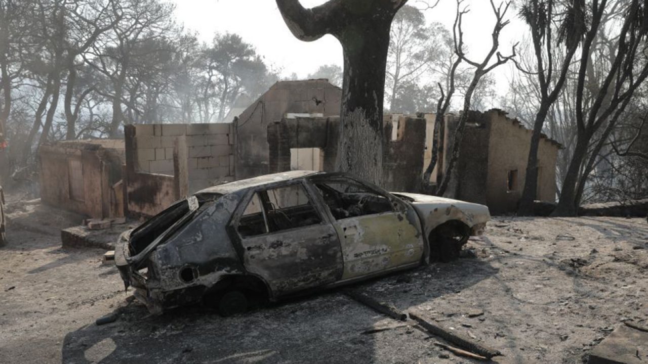 Σε κατάσταση έκτακτης ανάγκης κηρύχθηκαν οι περιοχές της Αχαΐας που υπέστησαν καταστροφές από πυρκαγιά