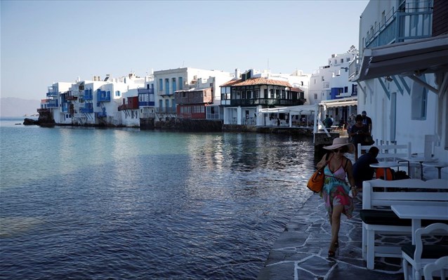 Financial Times: Η Ελλάδα αναδεικνύεται νικήτρια στην ανάκαμψη του τουρισμού στην Ευρώπη