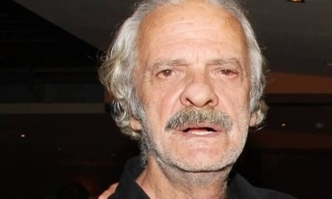 Εξιτήριο για τον Σπύρο Φωκά από το νοσοκομείο Κορίνθου - Βρήκε κομμένο το ρεύμα στο σπίτι του