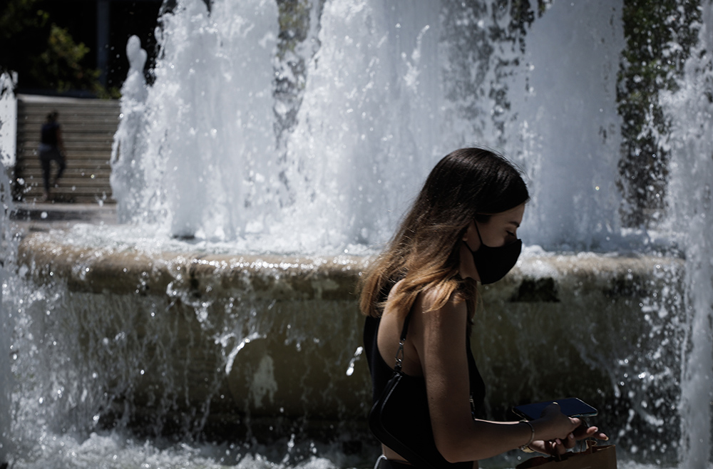 Καύσωνας με βοριάδες σήμερα - Στους 42 βαθμούς θα φθάσει η θερμοκρασία