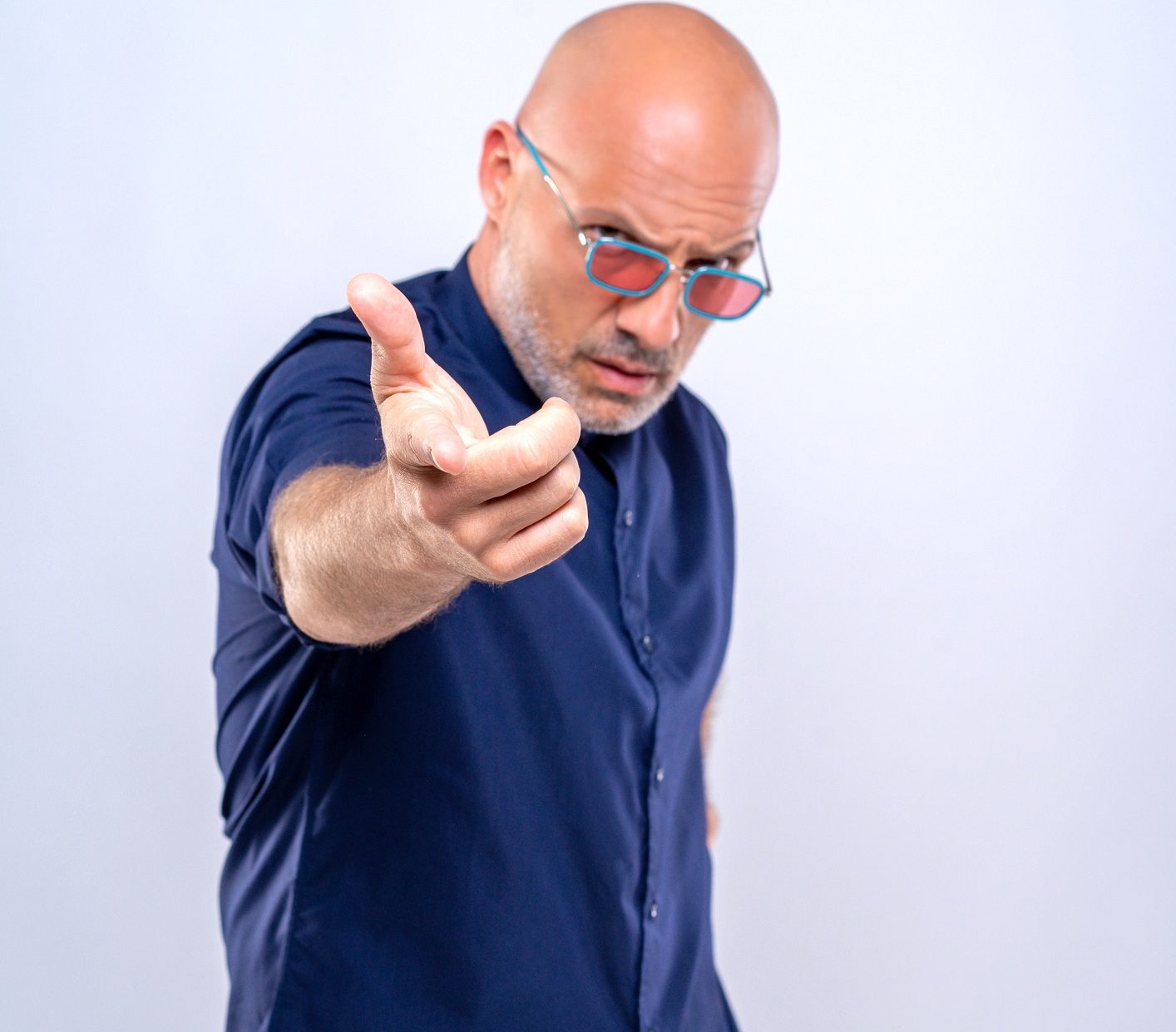 Νίκος Μουτσινάς – Το αποχαιρετιστήριο μήνυμα στο καλοκαίρι και η αποθέωση της Ζέτας