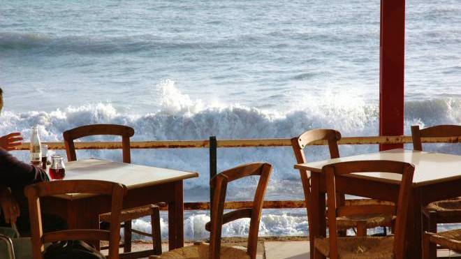 Καιρός: Βοριάδες και νέα πτώση της θερμοκρασίας σήμερα - Πού θα βρέξει