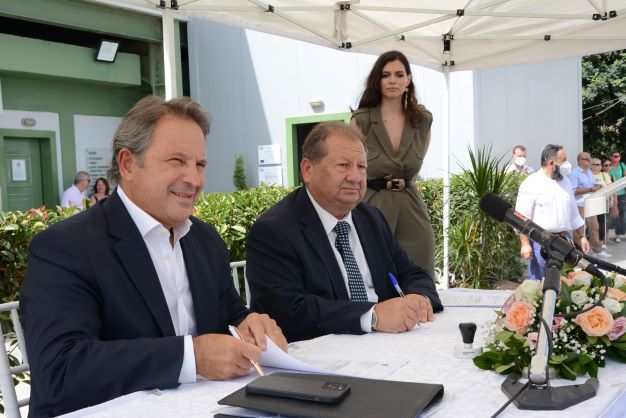 Αιγιάλεια: Έργο "ανάσα" η δημιουργία εσωτερικών δικτύων αποχέτευσης στις παραλιακές περιοχές - Υπεγράφη η σύμβαση