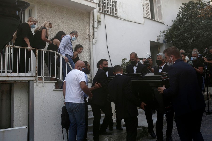 Σε τριήμερο λαϊκό προσκύνημα η σορός του Μίκη Θεοδωράκη