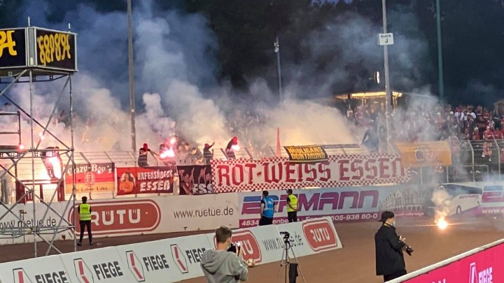 Τριάντα τραυματίες σε επεισόδια σε ματς της Δ΄ εθνική της Γερμανίας