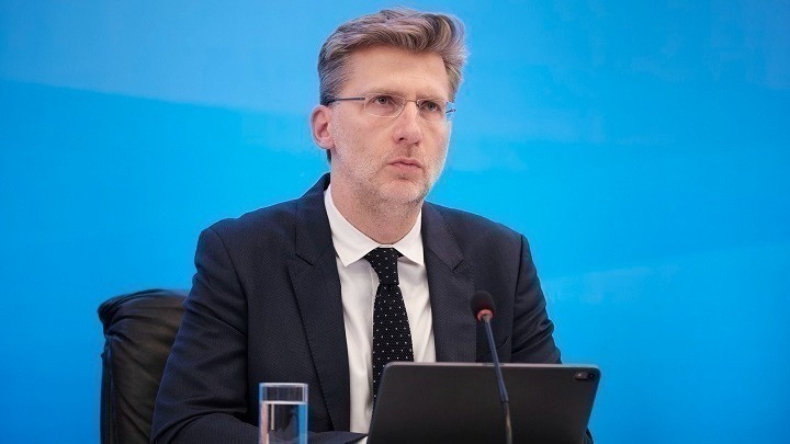 Άκης Σκέρτσος: Πόσος τελικά είναι ο ανεμβολίαστος πληθυσμός