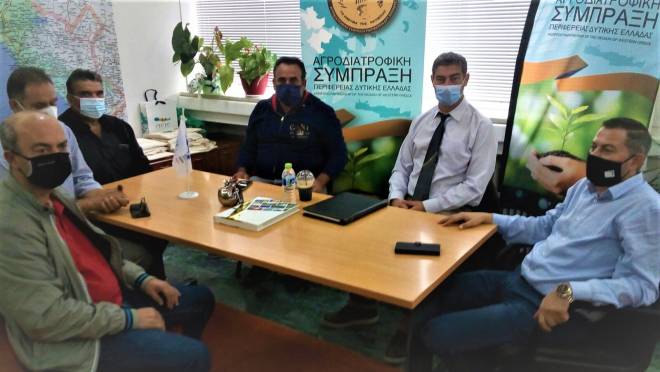 Σε αναζήτηση λύσης ο ΕΛΓΑ για την αποζημίωση εσπεριδοπαραγωγών - Σύσκεψη στην Ηλεία