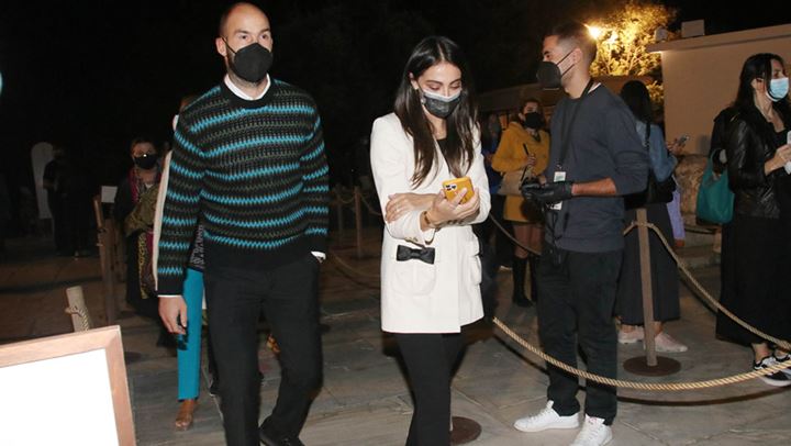 Ολυμπία Χοψονίδου-Βασίλης Σπανούλης: Σπάνια βραδινή έξοδος στο Ηρώδειο για το ερωτευμένο ζευγάρι