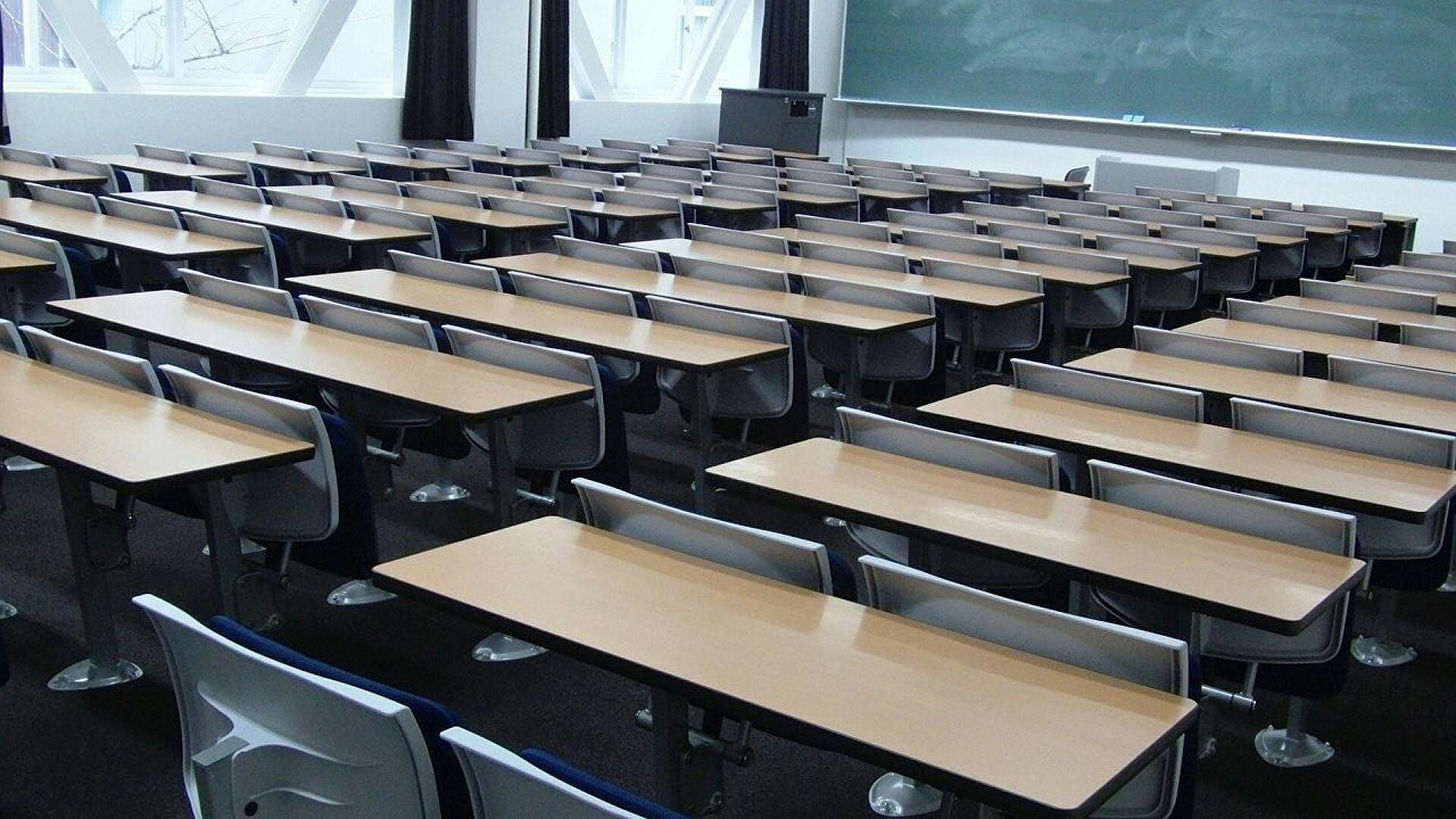 Πάτρα: Συνεδρίαση γονέων απόψε για τις συγχωνεύσεις σχολικών τμημάτων