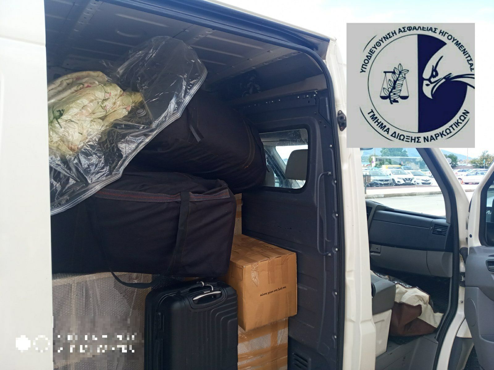 Γεμάτο ναρκωτικά το φορτηγό! Η κινηματογραφική καταδίωξη μέχρι τη σύλληψη του οδηγού - ΦΩΤΟΓΡΑΦΙΕΣ