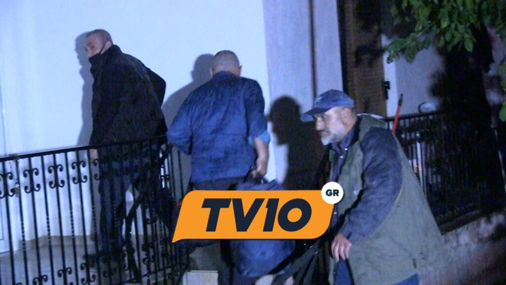 Νίκος Παλαιοκώστας: Από την Πάτρα στο πατρικό σπίτι στα Τρίκαλα - ΦΩΤΟ