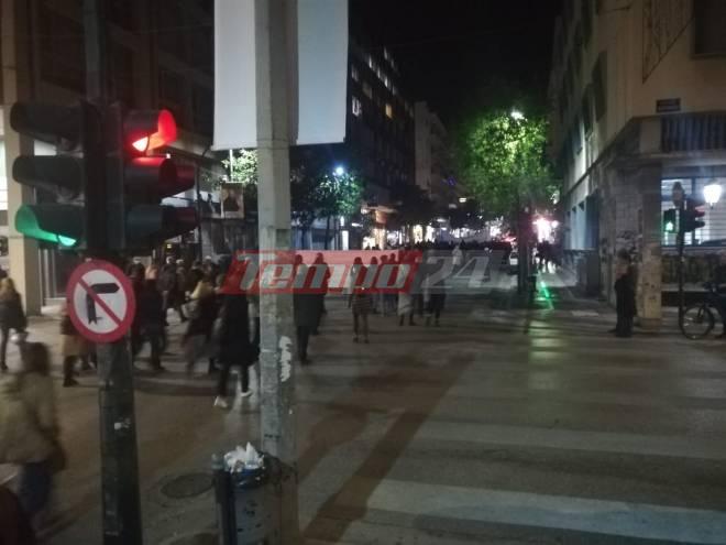 Πάτρα - Πολυτεχνείο: Πλήθος κόσμου στην πορεία του Εργατικού Κέντρου (ΦΩΤΟ & ΒΙΝΤΕΟ)