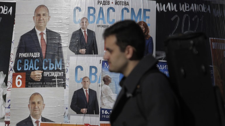 Στις κάλπες σήμερα οι Βούλγαροι